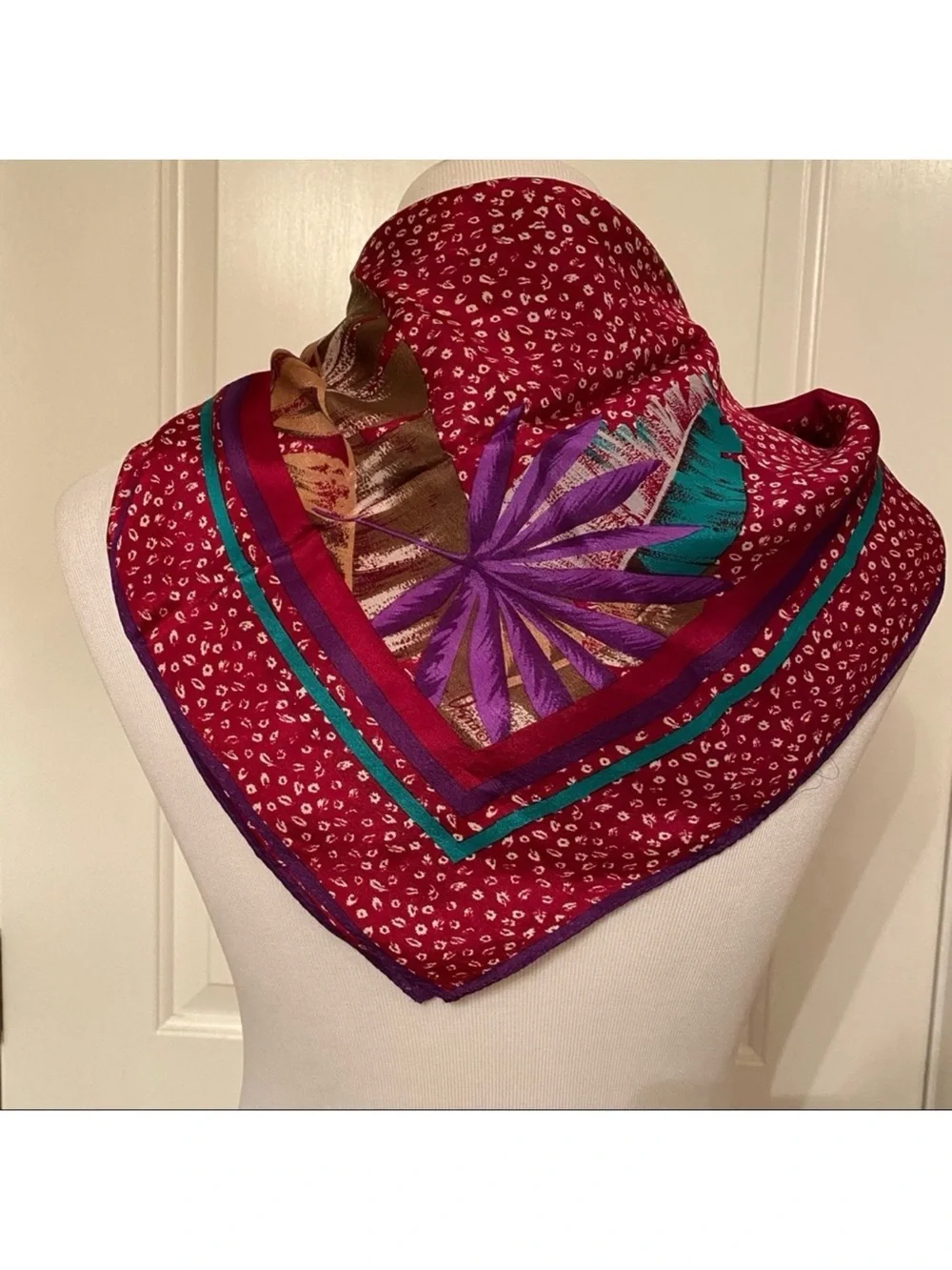 VERA SCARF VINTAGE RED WHITE PURPLE GREEN BROWN FROND PALM LEAVES SILK SQUARE